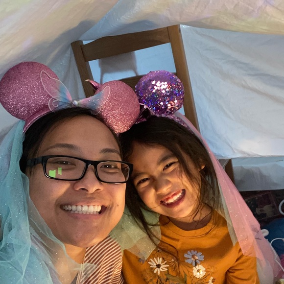 Profile Picture of Jayvee Liu (@jayv71tl) on Poshmark