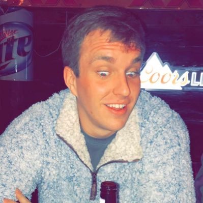 Profile Picture of Zach Low (@zach__low) on Twitter