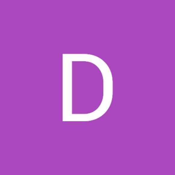 Profile Picture of Dawn Siddens (@siddensdawnm) on Poshmark