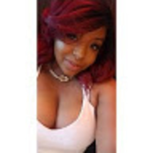 Profile Picture of Jemelia (@jmken32) on Poshmark
