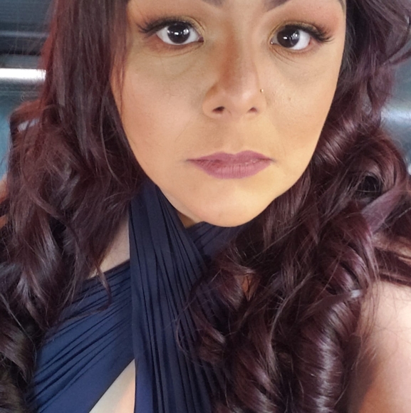 Profile Picture of Seyer Adnerb (@breyesv12) on Poshmark