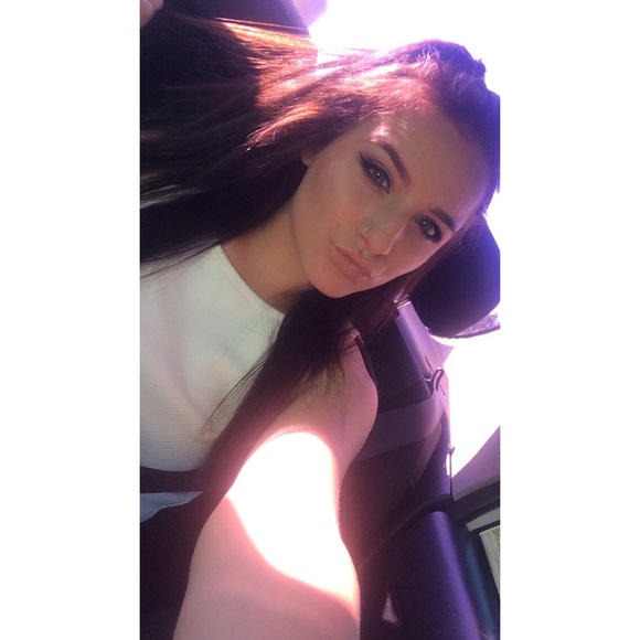 Profile Picture of Kasandra Jimenez (@kasandra_j) on Poshmark