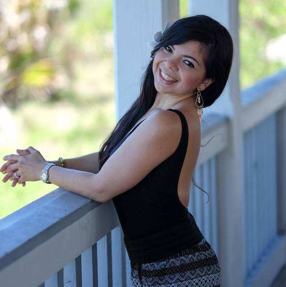 Profile Picture of Joyce Miguel (@joicema83) on Poshmark