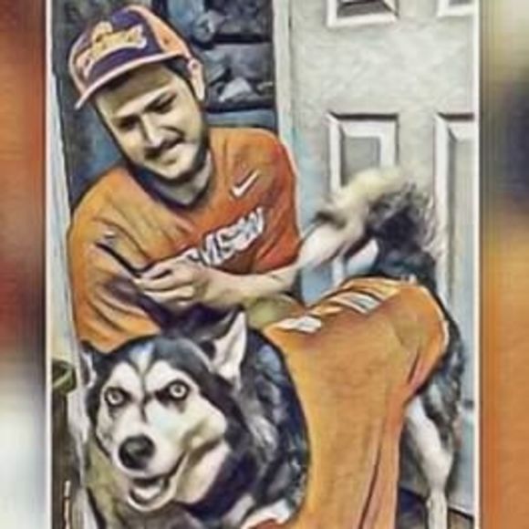 Profile Picture of Dalton Matthews (@dhmatthews12) on Poshmark