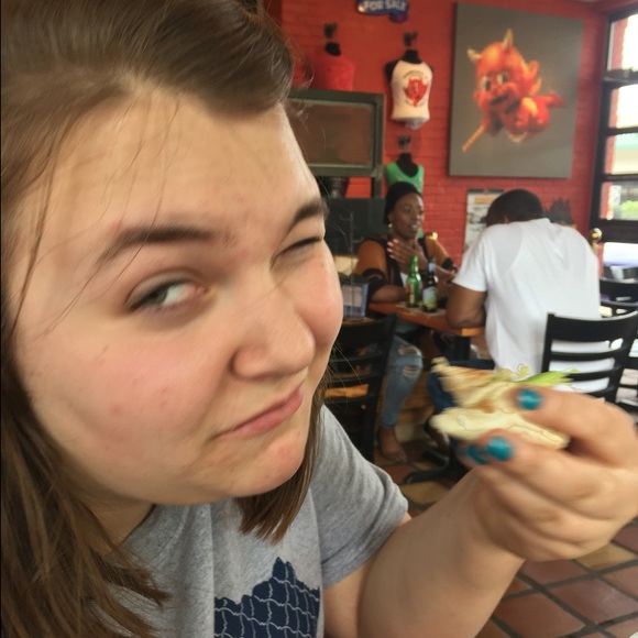 Profile Picture of Hannah Tyger (@htyger14) on Poshmark