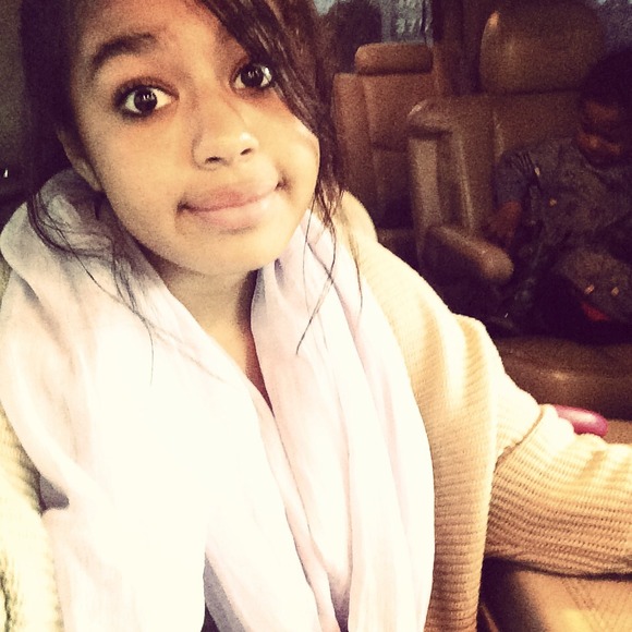 Profile Picture of Cheylani Wilson (@cheylanimaeee) on Poshmark