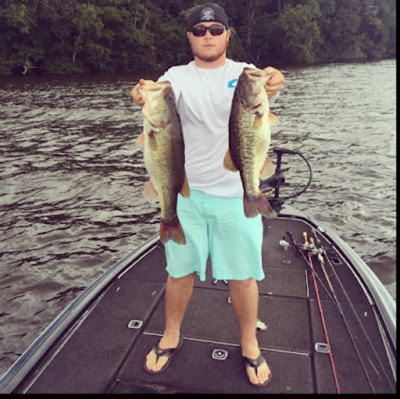 Profile Picture of James Hatcher (@jameshatcher648) on Poshmark