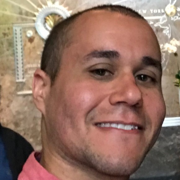 Profile Picture of Jerry Coriano (@jerryac) on Poshmark