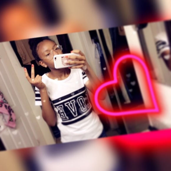 Profile Picture of Brionna Kingsberry (@brionnak05) on Poshmark