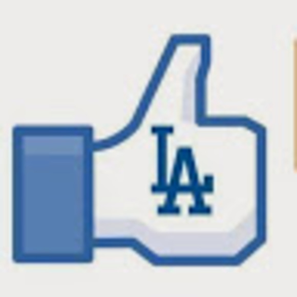 Jesse Escamilla - Poshmark Profile Picture of Jesse Escamilla (@sowhatwhaty0) on Poshmark