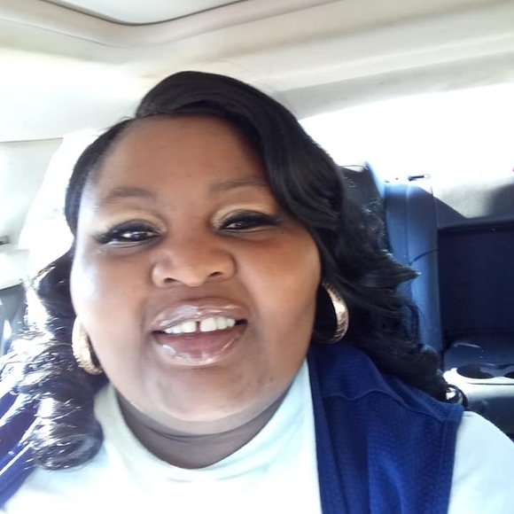 Profile Picture of Jeanette Ferdinand (@jnet282009) on Poshmark