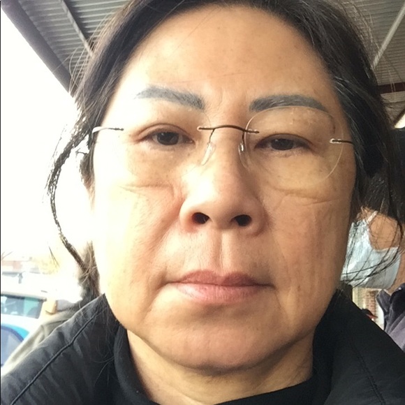 Mutiara Tqnudisastro - Poshmark Profile Picture of Mutiara Tqnudisastro (@mutiarat) on Poshmark