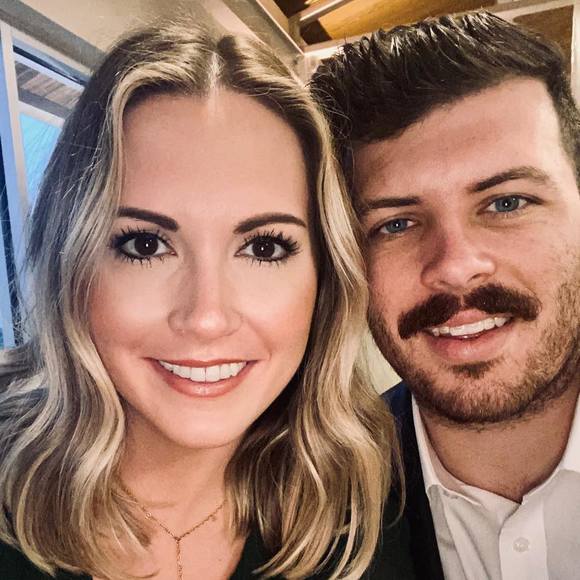 Profile Picture of Caitlin Schaefer (@caitschaefer) on Poshmark