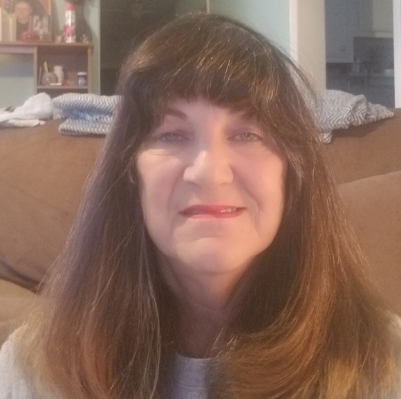 Profile Picture of Robin Womack-chesser (@robinchesser) on Poshmark