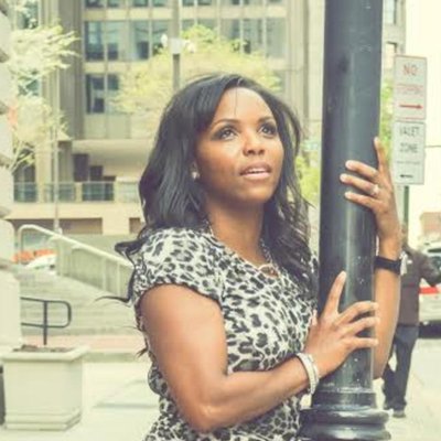Profile Picture of Hope Pryor (@Holisticgals) on Twitter