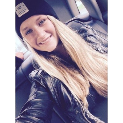 Profile Picture of Rose Neumann (@xyroseyx) on Twitter