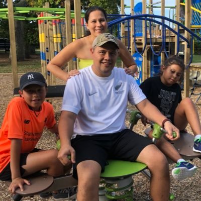 Profile Picture of Antonio Rivera  🍩 (@tonorivera) on Twitter