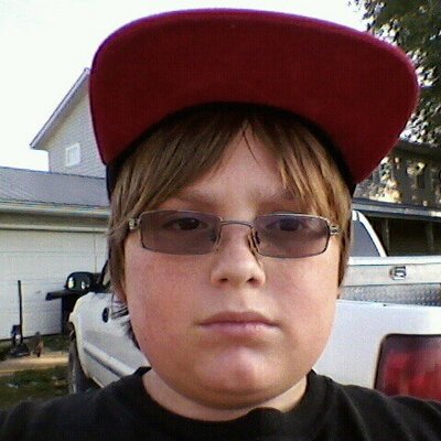 Profile Picture of Dylan Savage (@dylansavage1318) on Twitter