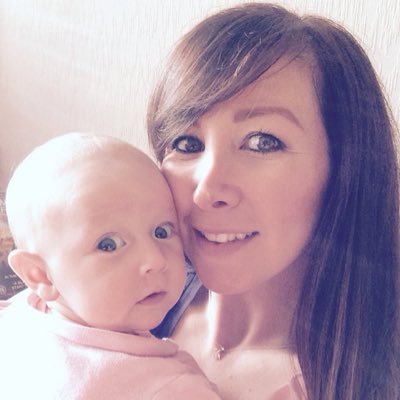 Profile Picture of Melanie Farrow (@mellymoonorth) on Twitter