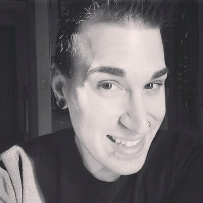 Profile Picture of Colin Matthew (@Closer2Colin) on Twitter