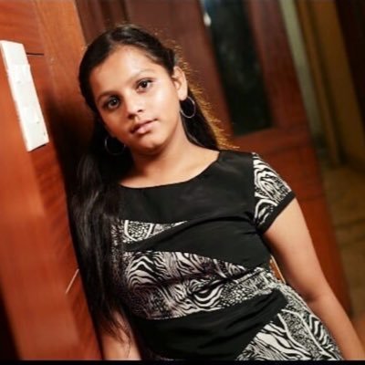 Profile Picture of Anshika Singh (@anshikasingh08) on Twitter