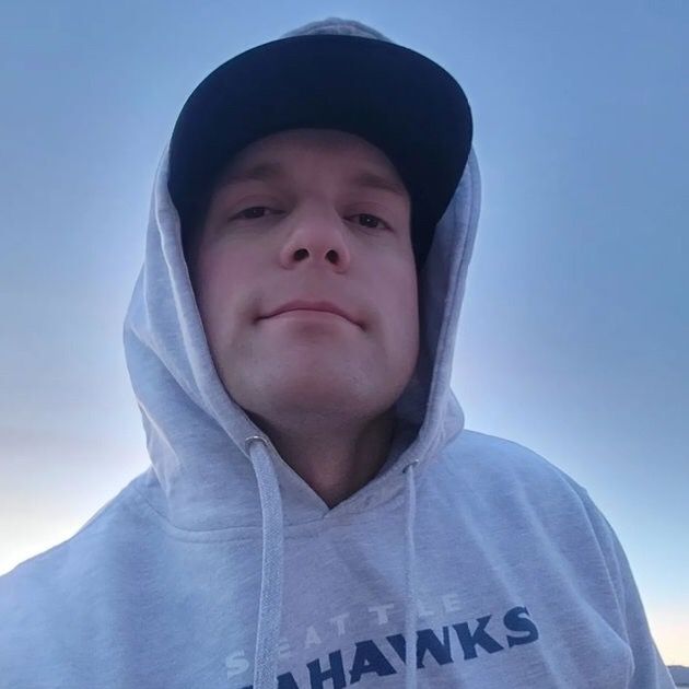 Profile Picture of Deines Michael (@deinesmichael3) on Tiktok