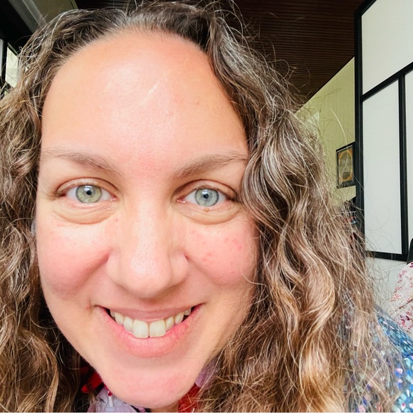 Crystal Kubitsky - Poshmark Profile Picture of Crystal Kubitsky (@ckubit200) on Poshmark