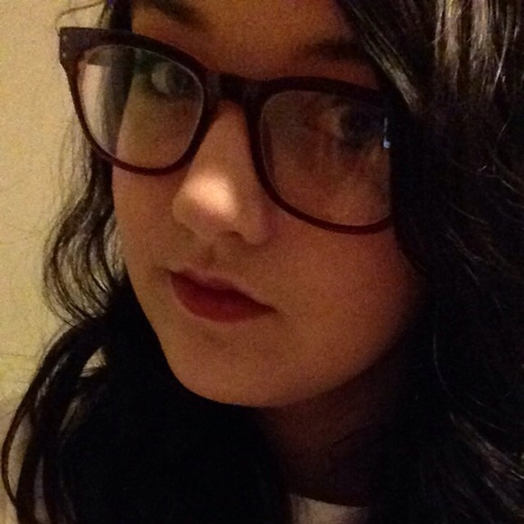 Profile Picture of Danielle Bergquist (@nedthepiemaker) on Poshmark