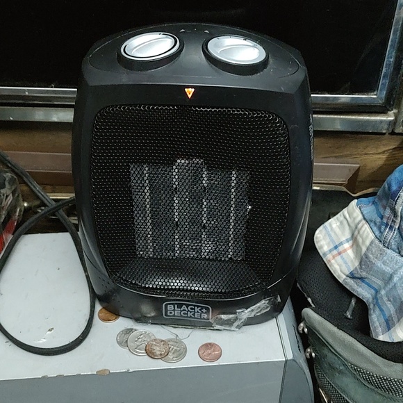 Tadja Johnson - Poshmark Profile Picture of Tadja Johnson (@onelife_liveit_) on Poshmark