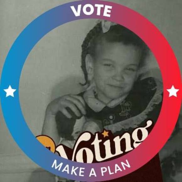 Profile Picture of Sharon Matthews (@sharonmatthe619) on Poshmark