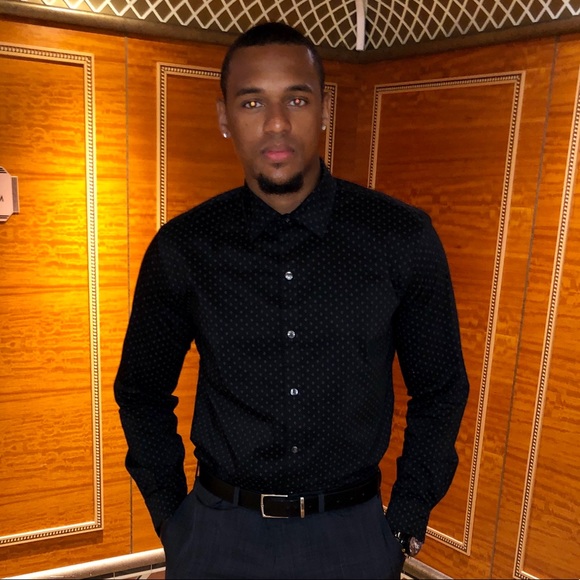 Profile Picture of Dominique Sitton (@djsitton92) on Poshmark