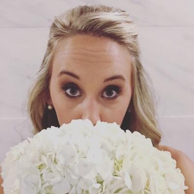 Profile Picture of Rebecca Yeager (@yeagerhern) on Twitter