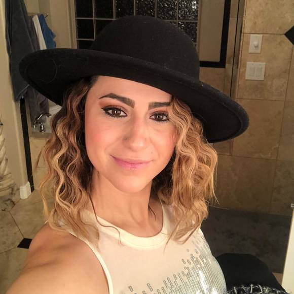 Profile Picture of Lucia Staebner (@luciastaebner) on Poshmark