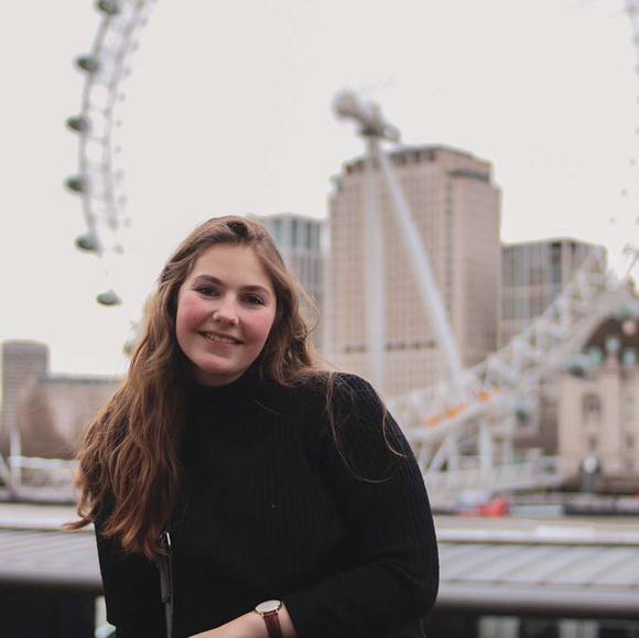 Profile Picture of Autumn Tollefson (@autumnbt3) on Poshmark