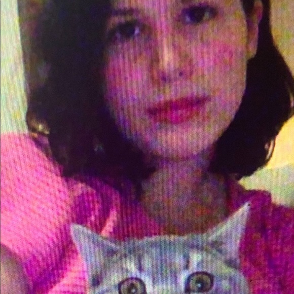 Cara Tortoriello - Poshmark Profile Picture of Cara Tortoriello (@cpt317) on Poshmark