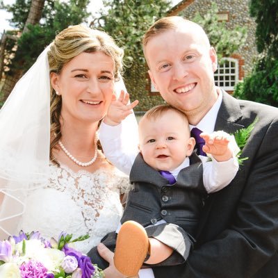 Profile Picture of Amy Cory (@CanaryAmes) on Twitter
