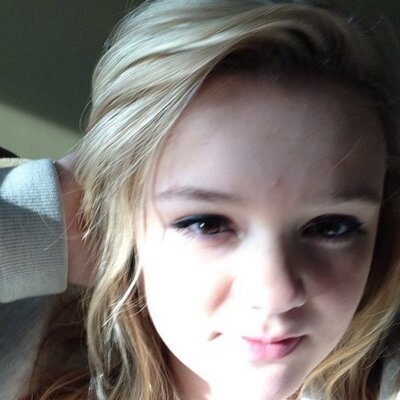 Profile Picture of Jessie Fleming (@JFleming15) on Twitter
