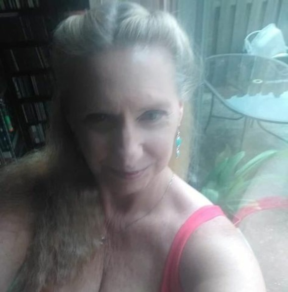Profile Picture of Pamela Michael (@pmichael17551) on Poshmark