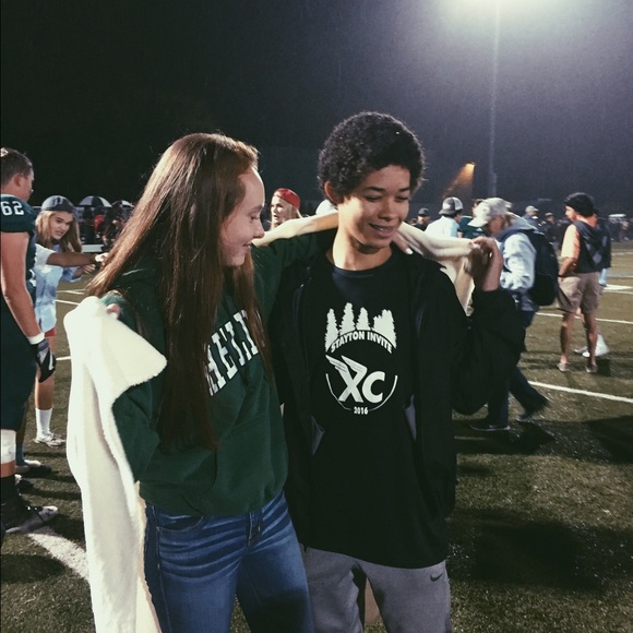 Profile Picture of Katelyn Cross (@katelyncrosss) on Poshmark