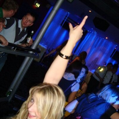 Profile Picture of Laura Holloway (@Laural11) on Twitter