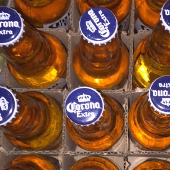 Profile Picture of Brenden Waltenburgh (@yungpabs) on Poshmark