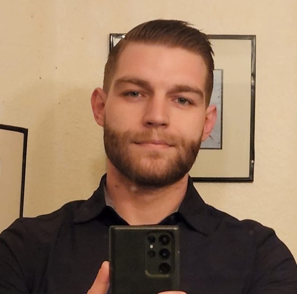 Profile Picture of Justin Jackman (@onlygrans) on Poshmark