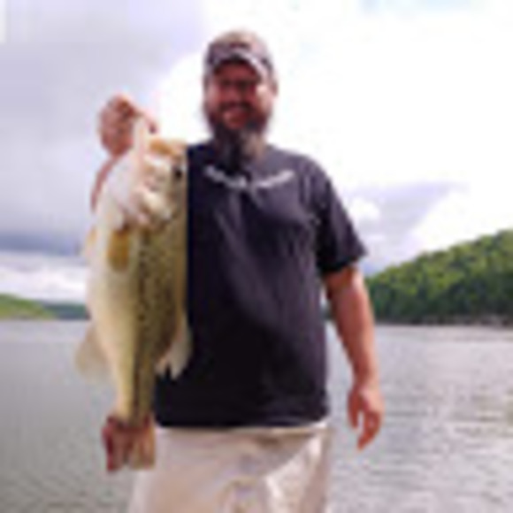 Profile Picture of Matthew Johnson (@pushrod143) on Poshmark