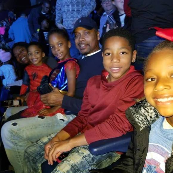 Profile Picture of Victor Mays (@victormays) on Poshmark