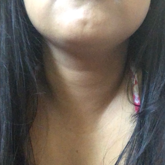 Profile Picture of Yelian Hidalgo (@yelianhidalgo) on Poshmark