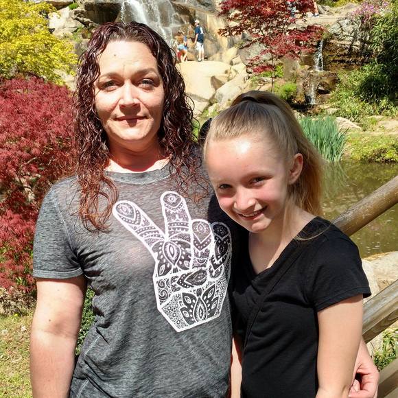 Profile Picture of Virginia Andrews (@ginnypooh98) on Poshmark