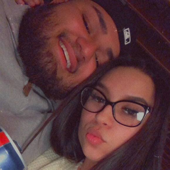 Profile Picture of Chris Aparicio (@caparicio52) on Poshmark