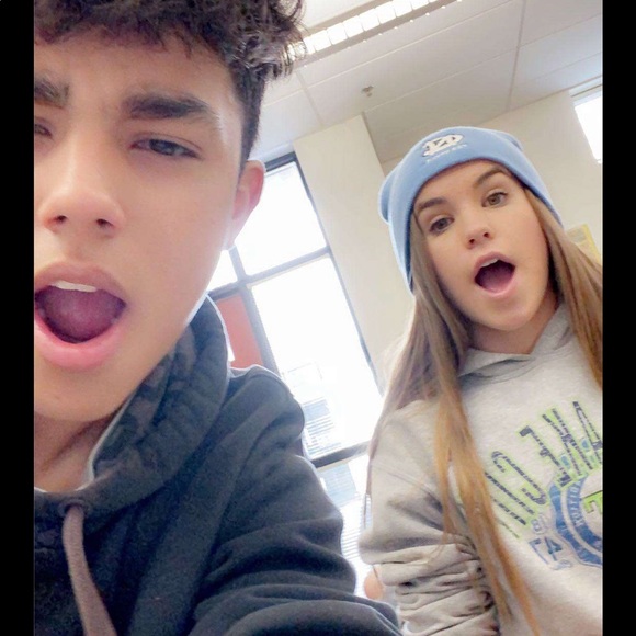 Profile Picture of Tyler Coker (@cokertyler9) on Poshmark