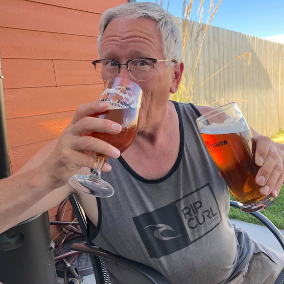 Darrell Oppertshauser - Poshmark Profile Picture of Darrell Oppertshauser (@budbeerboy) on Poshmark