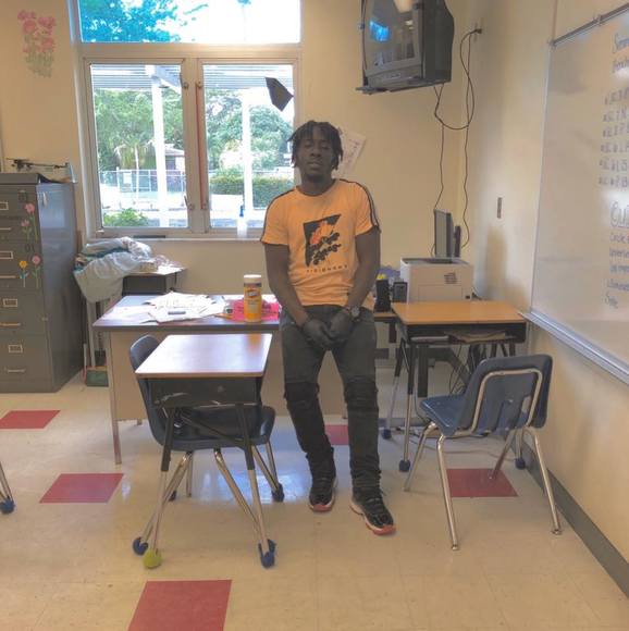 Profile Picture of Caleb Raynor (@calebraynor) on Poshmark